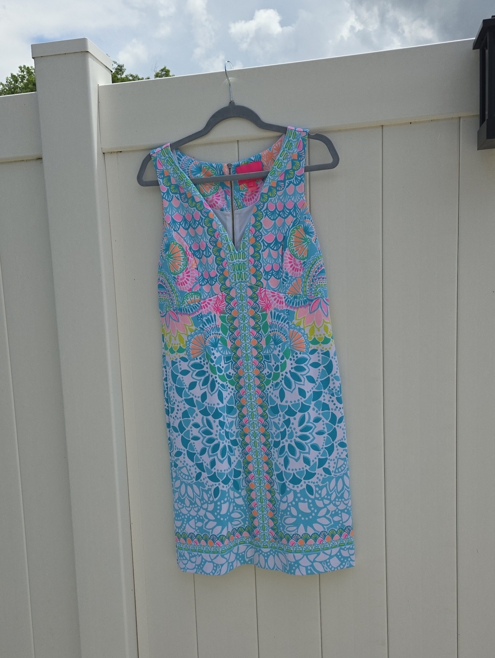 Lilly Pulitzer Turquoise Pink Green Sleeveless V-Neck Shift Dress